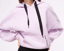 Load image into Gallery viewer, Embroidery Velvet Hoodie